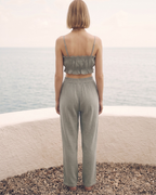 Kadın Yazlık Müslin İkili Takım - Fırfır Detaylı Askılı Crop Top ve Yüksek Bel Bol Paça Pantolon Seti